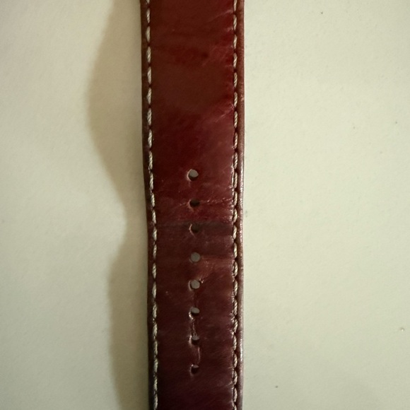 Fossil Silver Watch with Red Leather Strap - Picture 8 of 8